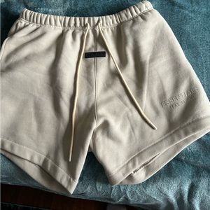 FOG essentials sweatshorts